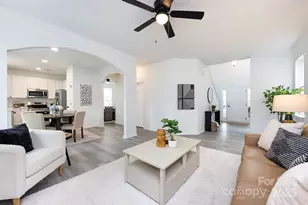 13409 Glasgow Green Ln, Charlotte, NC 28213 - Photo 11