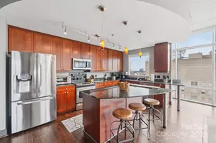 505 E 6th St, Charlotte, NC 28202 - Photo 17