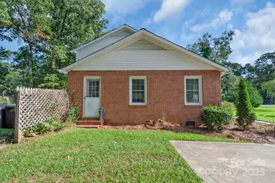 2470 Country Club Drive, Lancaster, SC 29720 - Photo 11