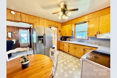 3 Underwood Avenue, Great Falls, SC 29055 - Photo 5