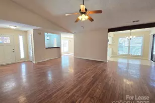 3738 Sweetgrass Ln, Charlotte, NC 28226 - Photo 11