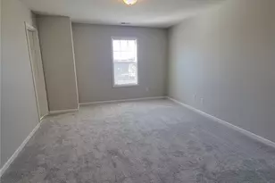 7844 Paper Birch Dr, Charlotte, NC 28215 - Photo 11