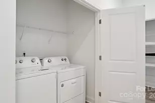 9100 Bluedale Rd, Charlotte, NC 28216 - Photo 27