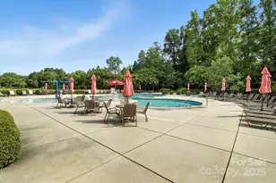 8156 Merryvale Ln, Charlotte, NC 28214 - Photo 29