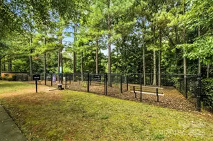 8156 Merryvale Ln, Charlotte, NC 28214 - Photo 31