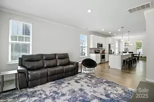 8156 Merryvale Ln, Charlotte, NC 28214 - Photo 7