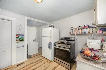 1110 Wall Street, Statesville, NC 28677 - Photo 13