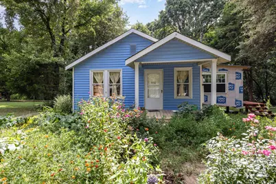 1110 Wall Street, Statesville, NC 28677 - Photo 1