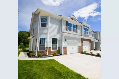 362 Creekview Road, Hendersonville, NC 28792 - Photo 3