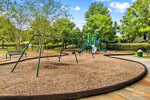 15879 Sharon Dale Dr, Davidson, NC 28036 - Photo 25