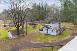 57 Twin Ponds Ln, Hendersonville, NC 28739 - Photo 31