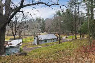 57 Twin Ponds Ln, Hendersonville, NC 28739 - Photo 29