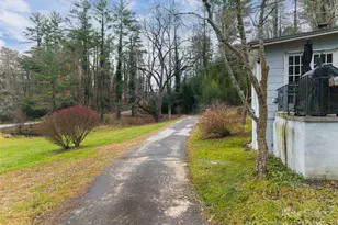 57 Twin Ponds Ln, Hendersonville, NC 28739 - Photo 35