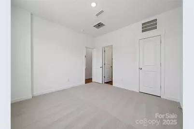 7216 Westrow Avenue #32, Charlotte, NC 28278 - Photo 9