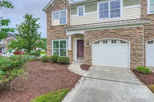 6316 Cory Bret Ln, Charlotte, NC 28278 - Photo 3