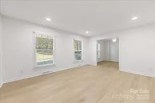 1840 Stoneyridge Dr, Charlotte, NC 28214 - Photo 39