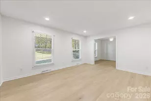 1840 Stoneyridge Dr, Charlotte, NC 28214 - Photo 39