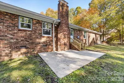 1840 Stoneyridge Drive, Charlotte, NC 28214 - Photo 3