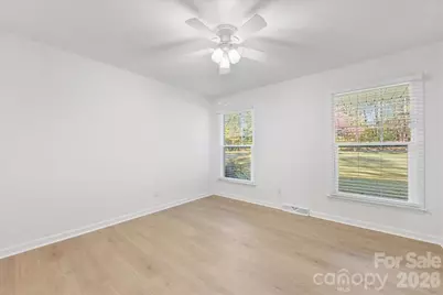 1840 Stoneyridge Drive, Charlotte, NC 28214 - Photo 19