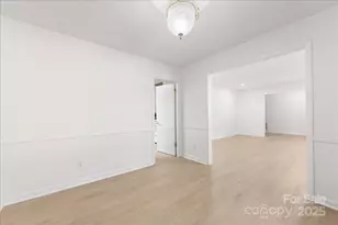 1840 Stoneyridge Dr, Charlotte, NC 28214 - Photo 33