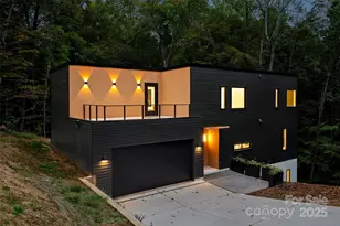 801 Autumnwood Ln, Charlotte, NC 28213 - Photo 5