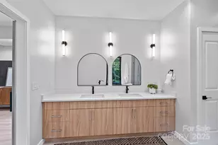 801 Autumnwood Ln, Charlotte, NC 28213 - Photo 29