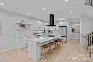 801 Autumnwood Ln, Charlotte, NC 28213 - Photo 19