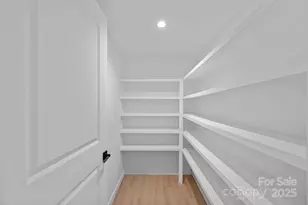 801 Autumnwood Ln, Charlotte, NC 28213 - Photo 39