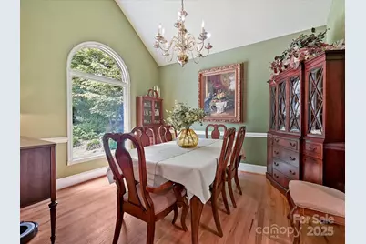 11902 Mountain Crest Circle, Charlotte, NC 28216 - Photo 5