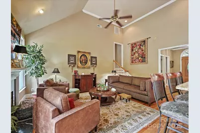 11902 Mountain Crest Circle, Charlotte, NC 28216 - Photo 13