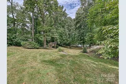 11902 Mountain Crest Circle, Charlotte, NC 28216 - Photo 31
