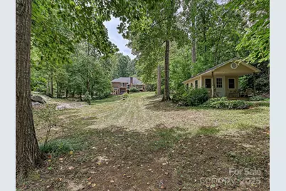 11902 Mountain Crest Circle, Charlotte, NC 28216 - Photo 33