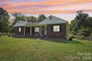 3325 Fairview Dr, Gastonia, NC 28052 - Photo 5