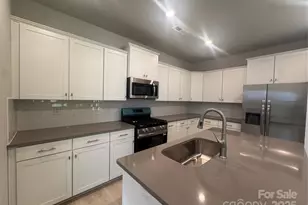 4025 Port Richmond Ave, Gastonia, NC 28056 - Photo 5