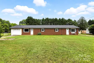 1351-1353 33rd Street SE, Conover, NC 28613 - Photo 1