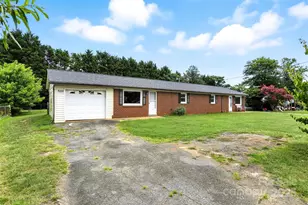 1351-1353 33rd Street SE, Conover, NC 28613 - Photo 3