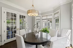 1869 Queens Rd W, Charlotte, NC 28207 - Photo 9