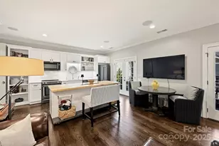 1869 Queens Rd W, Charlotte, NC 28207 - Photo 31