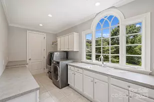 1869 Queens Rd W, Charlotte, NC 28207 - Photo 39