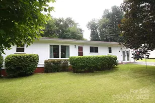 86 Skyview Dr, Waynesville, NC 28786 - Photo 1