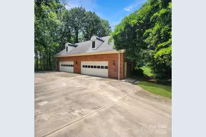 7000 Old Providence Road, Charlotte, NC 28226 - Photo 3