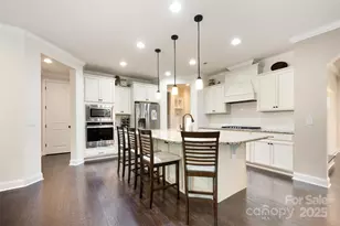 820 Pecan Tree Ln, Fort Mill, SC 29715 - Photo 5