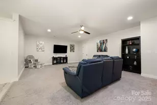 820 Pecan Tree Ln, Fort Mill, SC 29715 - Photo 9