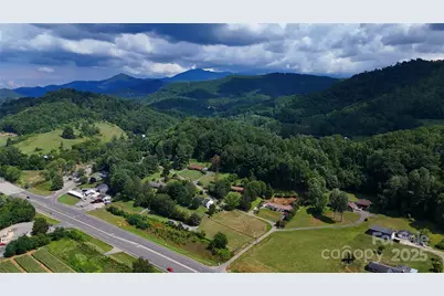 81 River Look Drive, Burnsville, NC 28714 - Photo 9