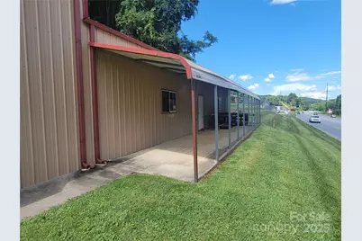 2634 Dellwood Road, Waynesville, NC 28786 - Photo 9