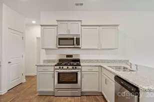 15 Shorthorn Rd, Fletcher, NC 28732 - Photo 5