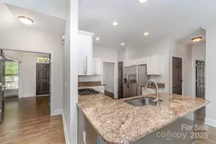 7640 Swinford Pl, Charlotte, NC 28270 - Photo 17