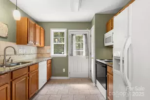 6708 Vlosi Dr, Charlotte, NC 28226 - Photo 5