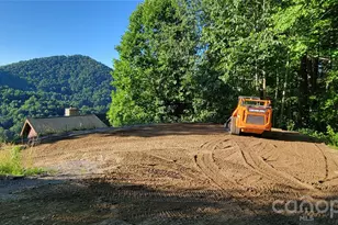 31 Destination Dr, Waynesville, NC 28786 - Photo 1