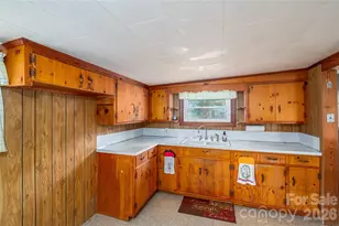 2320 Claremont Rd, Newton, NC 28658 - Photo 11